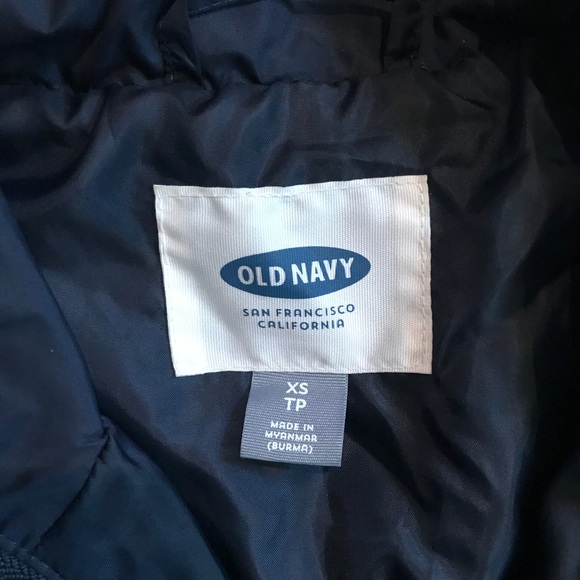 Old Navy Quilted Vest - Picture 2 of 5